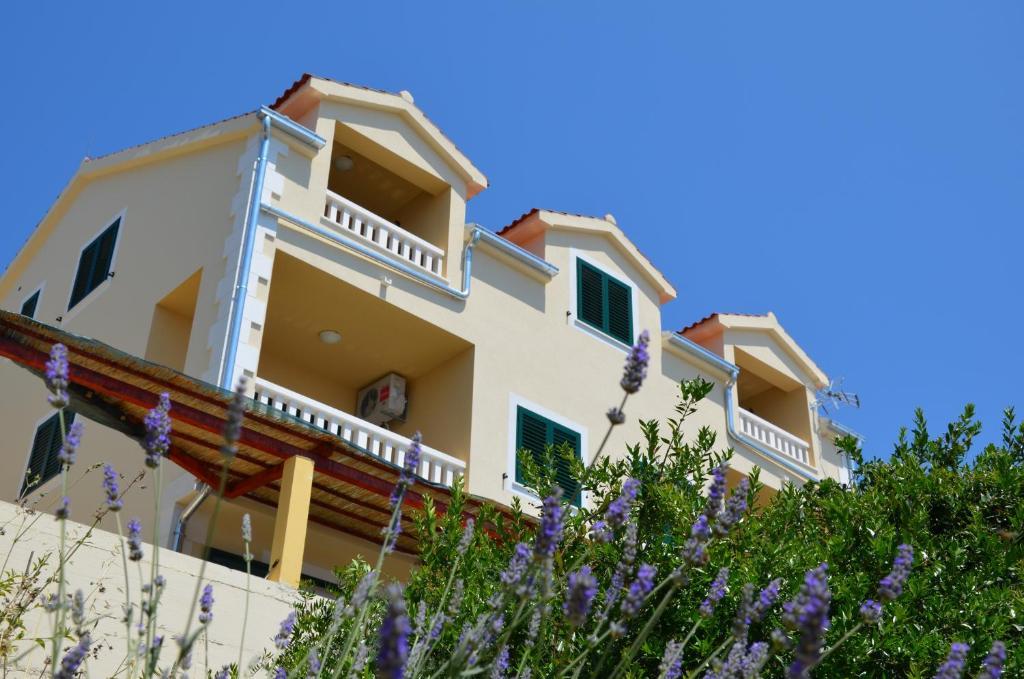 Villa ForTudor Milna  Exterior foto